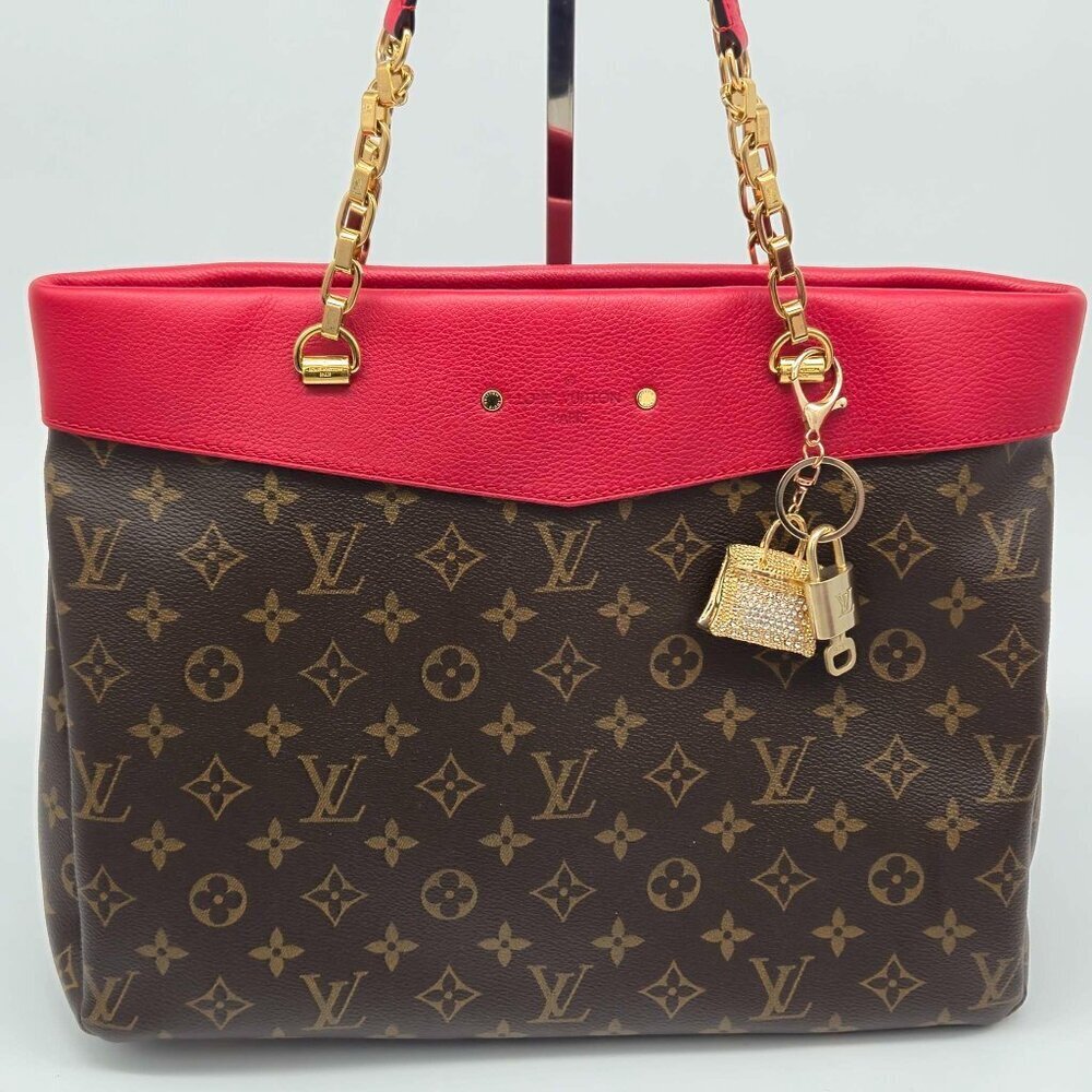Authentic Louis Vuitton Padlock & Key Gold ✨Unbranded Bag Charm Keychain